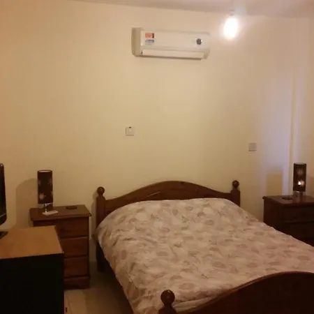 Thea Court 33 * Παραλίμνι